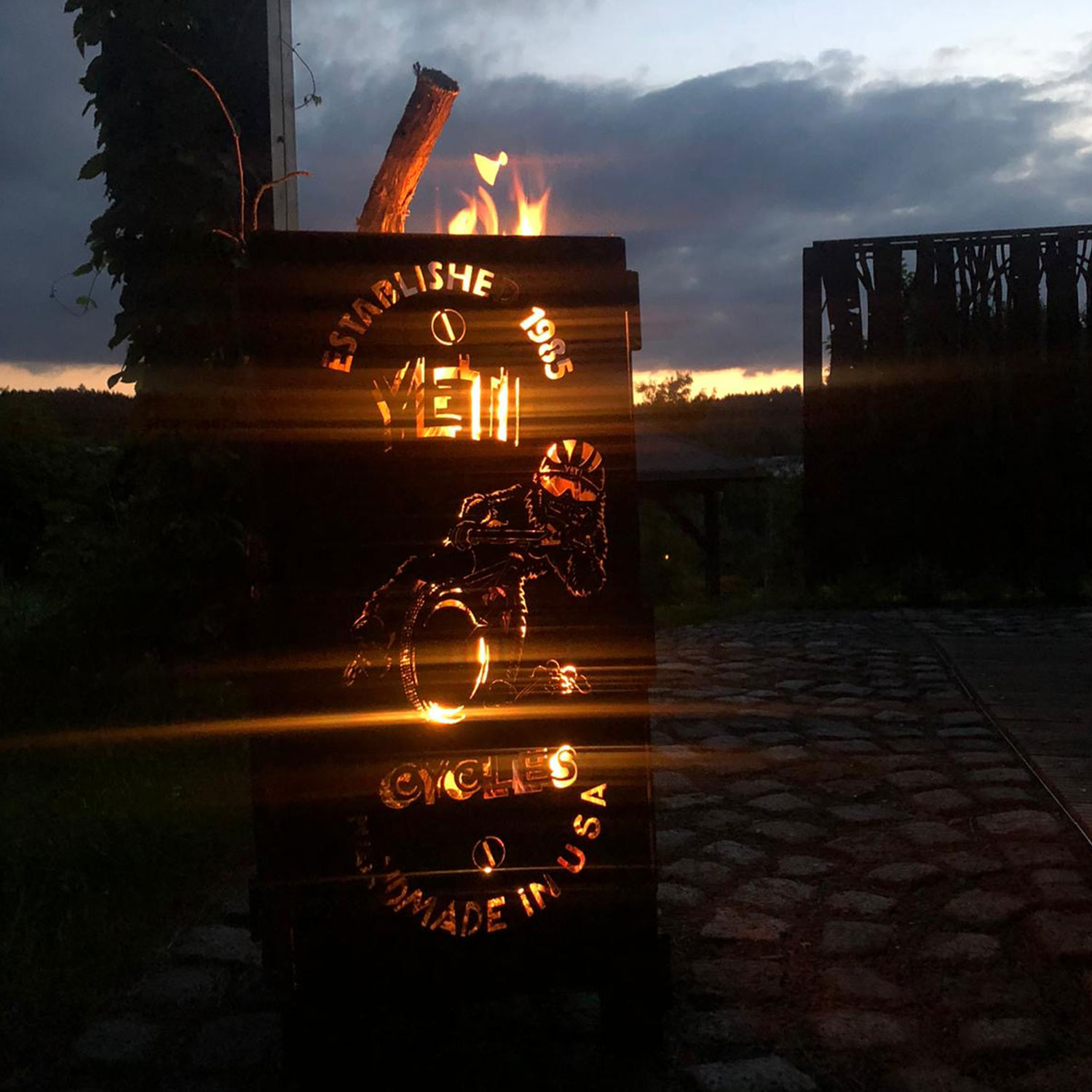 Feuerkorb mit Ihrem Logo